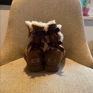 Ugg bow boots